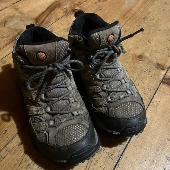 Merrells - Picture 1 of 6
